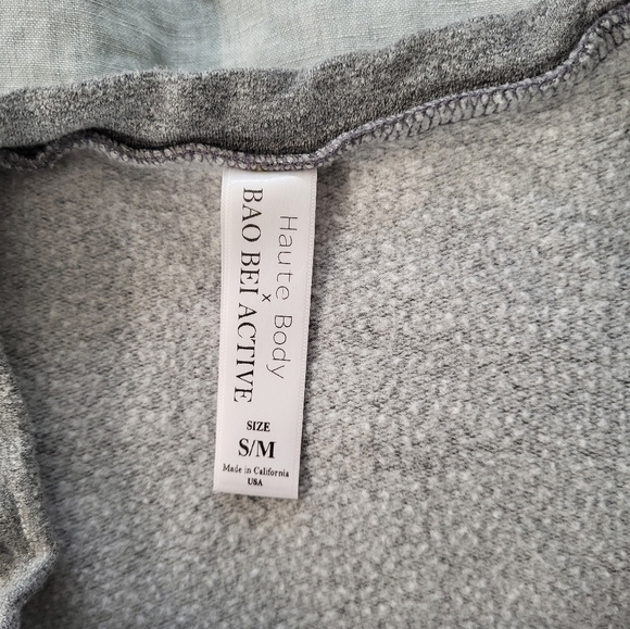 Bao Bei nursing friendly sweater - Picture 3 of 5